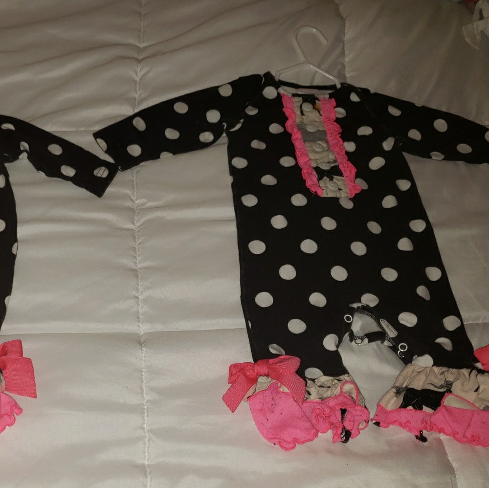 Polka dot romper with horse detail